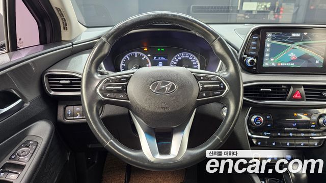 Hyundai Santafe 2019 — photo 19