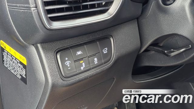Hyundai Santafe 2019 — photo 22