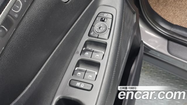 Hyundai Santafe 2019 — photo 23