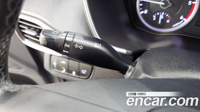 Hyundai Santafe 2019 — photo 24