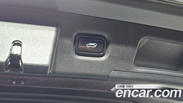 Hyundai Santafe 2019 — photo 29