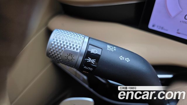 Genesis G80 2027 — photo 28