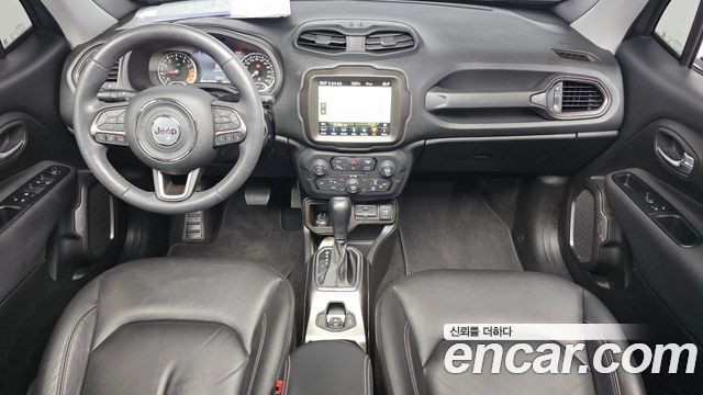 Jeep Renegade 2019 — photo 10