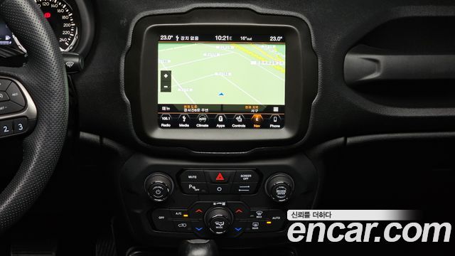 Jeep Renegade 2019 — photo 19