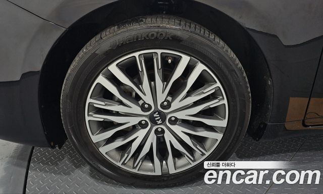 Kia K7 2020 — photo 5