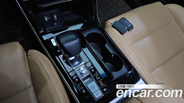 Kia K7 2020 — photo 12