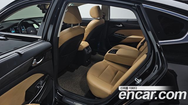 Kia K7 2020 — photo 18