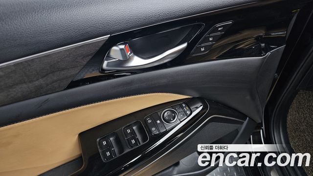 Kia K7 2020 — photo 22