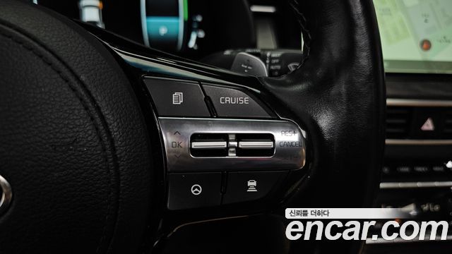 Kia K7 2020 — photo 27