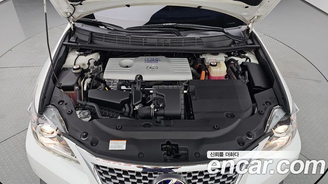 Lexus CT200h 2018 — photo 6
