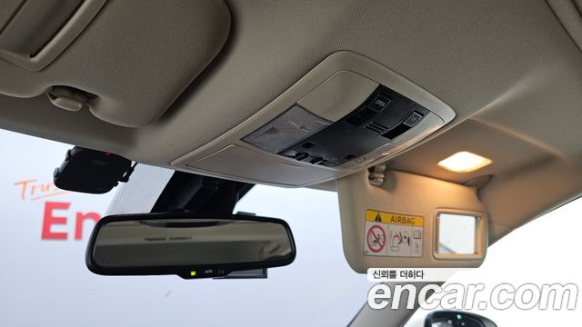 Lexus CT200h 2018 — photo 23