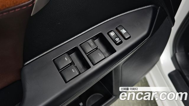 Lexus CT200h 2018 — photo 26