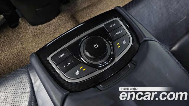 Hyundai Grandeur 2014 — photo 17