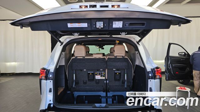 Toyota Sienna 2023 — photo 26