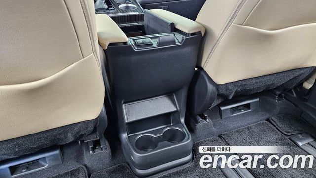 Toyota Sienna 2023 — photo 32