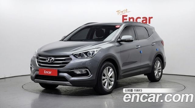Hyundai Santafe 2016 — photo 1