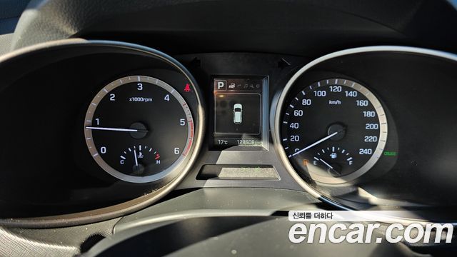 Hyundai Santafe 2016 — photo 8
