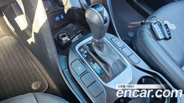 Hyundai Santafe 2016 — photo 9