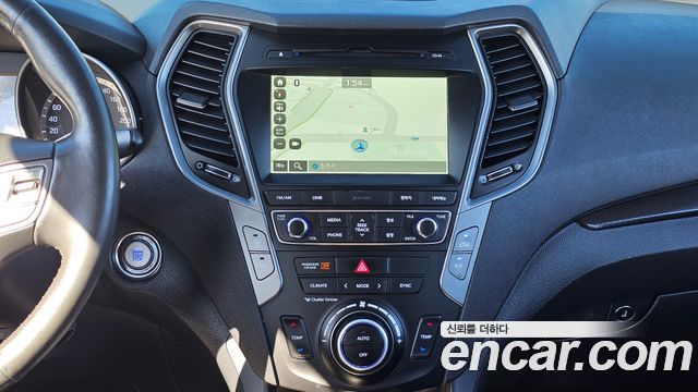 Hyundai Santafe 2016 — photo 14