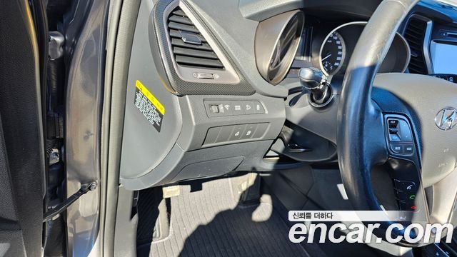 Hyundai Santafe 2016 — photo 17