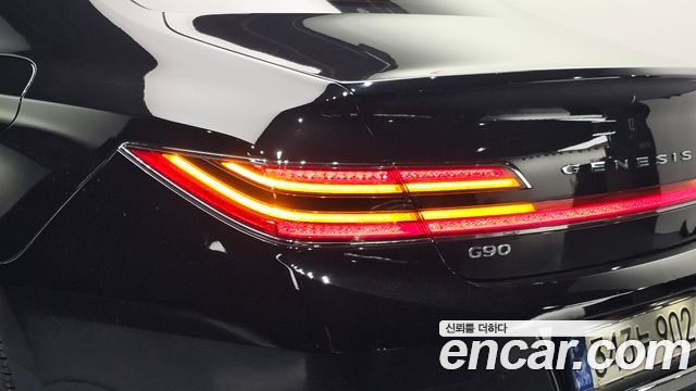 Genesis G90 2021 — photo 9