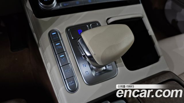 Genesis G90 2021 — photo 28