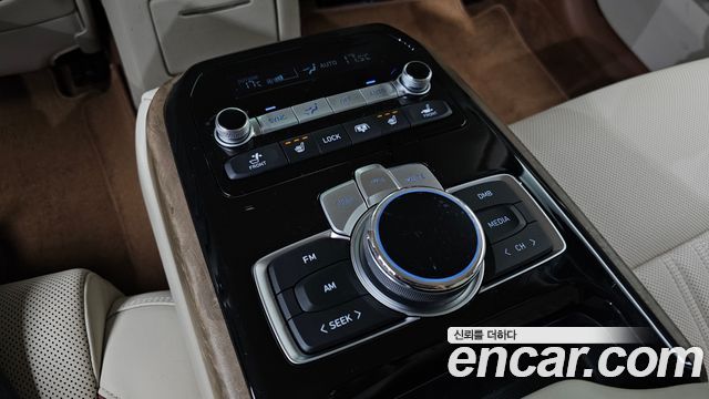 Genesis G90 2021 — photo 32