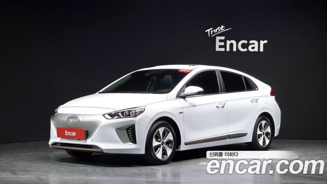 Hyundai Ioniq 2018 — photo 34