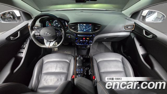 Hyundai Ioniq 2018 — photo 10