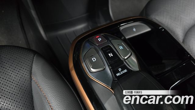 Hyundai Ioniq 2018 — photo 12
