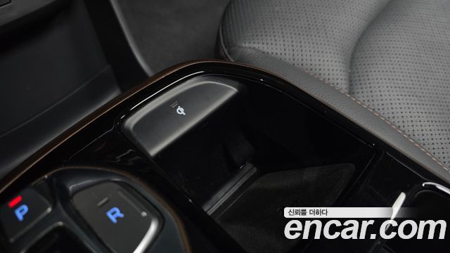 Hyundai Ioniq 2018 — photo 26