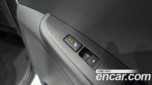 Hyundai Ioniq 2018 — photo 29