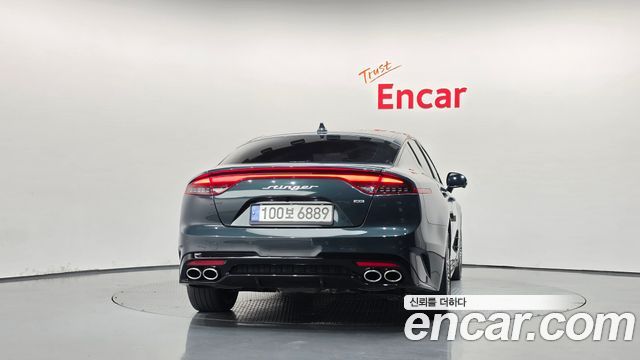 Kia Stinger 2023 — photo 4
