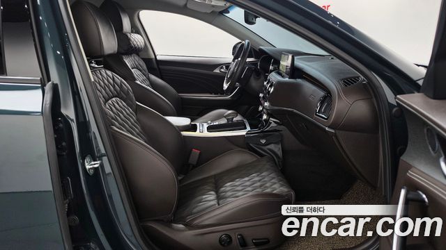 Kia Stinger 2023 — photo 16