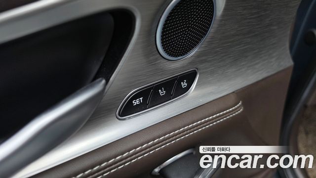 Kia Stinger 2023 — photo 30