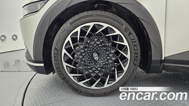 Hyundai Ioniq5 2023 — photo 5