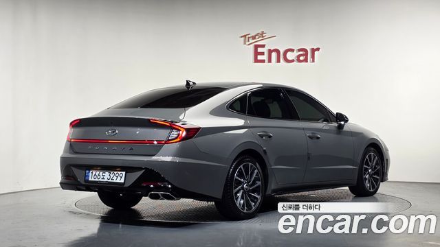 Hyundai Sonata 2022 — photo 2