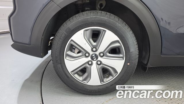 Kia Niro 2018 — photo 5