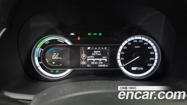 Kia Niro 2018 — photo 11