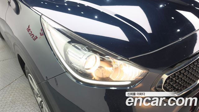Kia Niro 2018 — photo 8