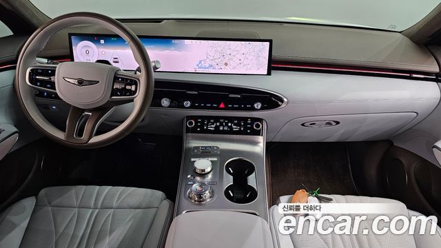 Genesis GV70 2025 — photo 10
