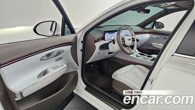 Genesis GV70 2025 — photo 13