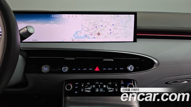Genesis GV70 2025 — photo 18