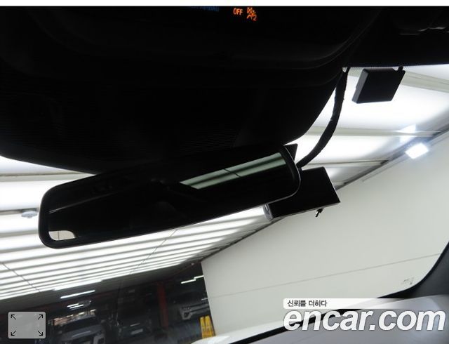 Ford Explorer 2021 — photo 13