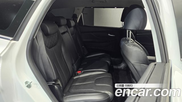 Hyundai Santafe 2021 — photo 17