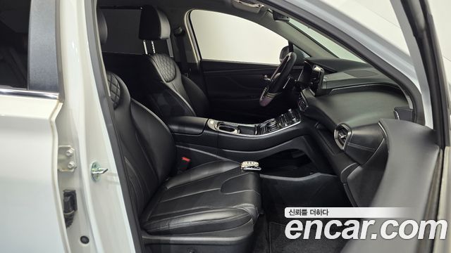 Hyundai Santafe 2021 — photo 16