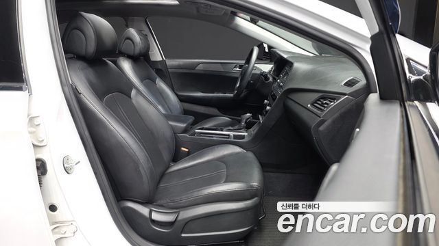Hyundai Sonata 2015 — photo 11