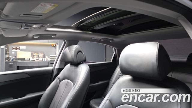 Hyundai Sonata 2015 — photo 18