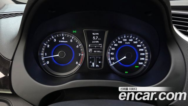 Hyundai Grandeur 2012 — photo 8