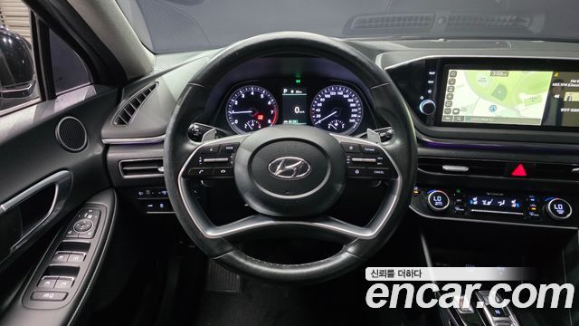 Hyundai Sonata 2022 — photo 13